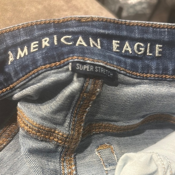 American Eagle Outfitters Blue High-Waisted Jean Shorts - Picture 5 of 5